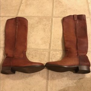 NEW Frye Boots- size 7